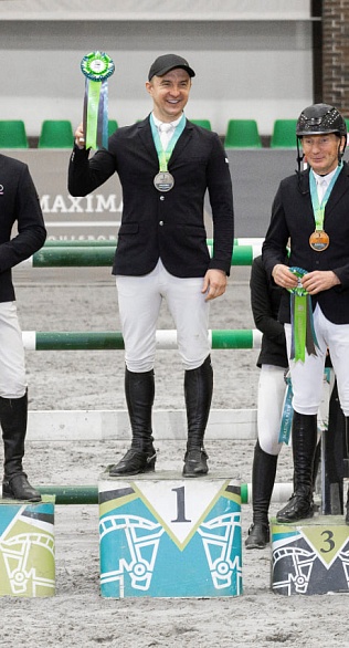 Третий день турнира по конкуру завершился в MAXIMA PARK!