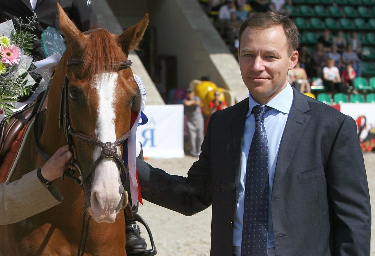 Поздравляем с Днём Рождения экс-президента Федерации конного спорта России Дмитрия Андреевича Титова! 