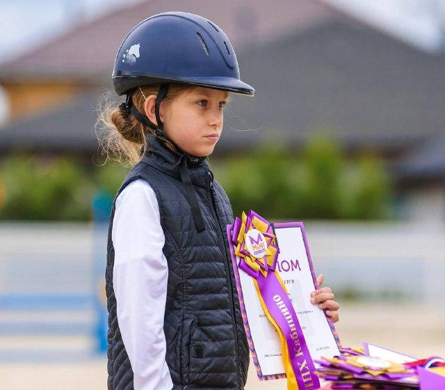 В ЛПХ "Кабицыно" прошел этап MINI MASTERS по конкуру