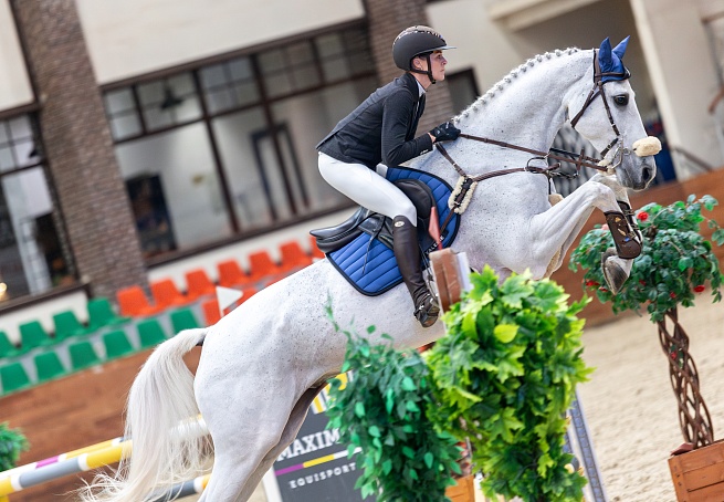 Завершился второй турнирный день по конкуру!