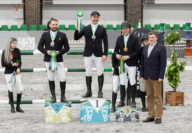 Третий день турнира по конкуру завершился в MAXIMA PARK!